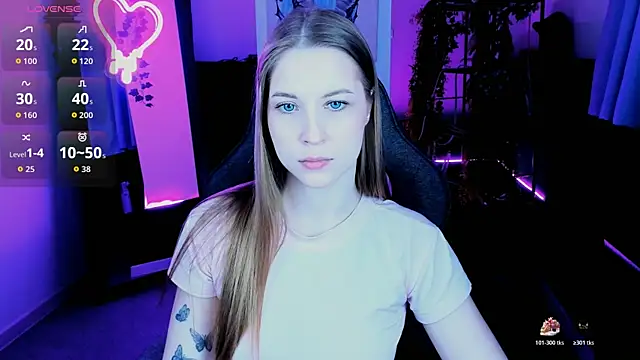 CuteMousee online show from 8, 11, 2025