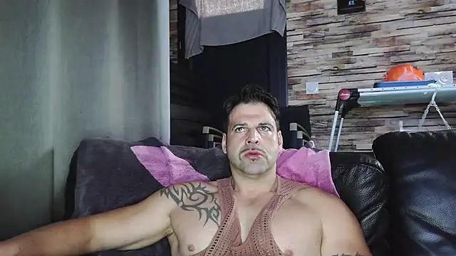 XxBigboybandxX online show from 20, 11, 2025