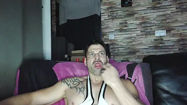 XxBigboybandxX online show from 7, 2, 2026