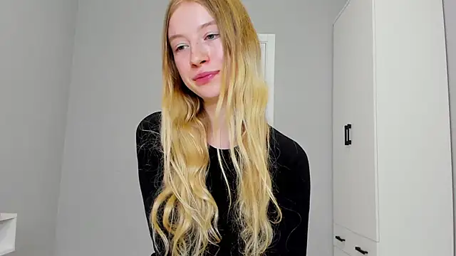 Snapshot of minidivaa_ chatting on 22, 1, 2025 minidivaa online show from 22, 1, 2025