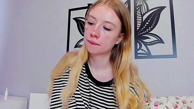 Snapshot of minidivaa_ chatting on 16, 2, 2025 minidivaa online show from 16, 2, 2025