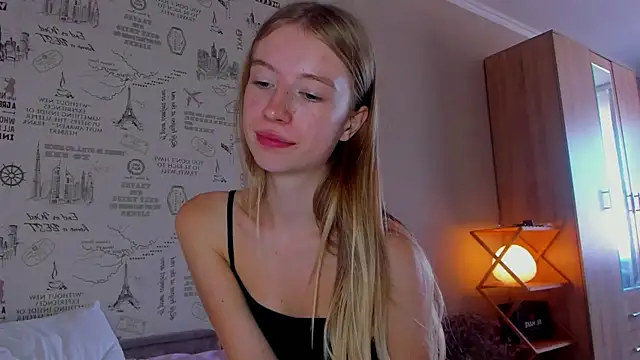 Snapshot of minidivaa_ chatting on 24, 9, 2025 minidivaa online show from 24, 9, 2025