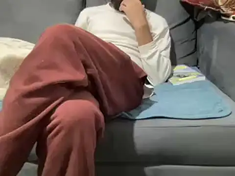 4small4inchlol online show from 23, 12, 2024