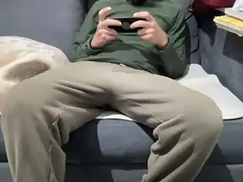 4small4inchlol online show from 11, 1, 2025