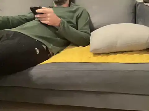 4small4inchlol online show from 17, 1, 2026