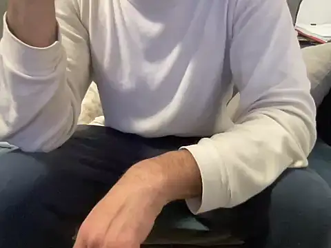 4small4inchlol online show from 28, 2, 2026