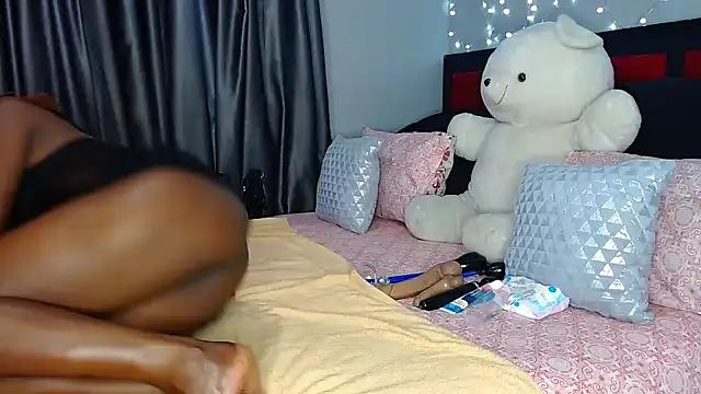 Snapshot of MissBigNipples chatting on 22, 1, 2025 MissBigNipples online show from 22, 1, 2025