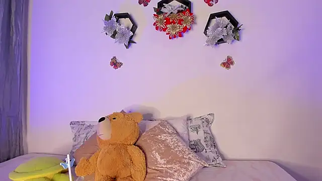 Snapshot of samara_jonness chatting on 27, 12, 2024 samara jonness online show from 27, 12, 2024