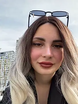 SandraCarter online show from 15, 3, 2025