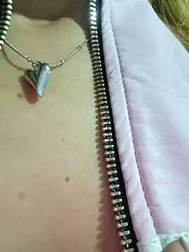 alicev kitty online show from 18, 1, 2025