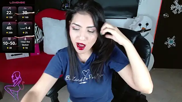 Carolaine69  online show from 17, 12, 2025