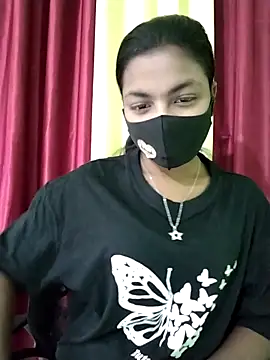 Snapshot of Myra-sen chatting on 7, 3, 2025 Myra-sen online show from 7, 3, 2025