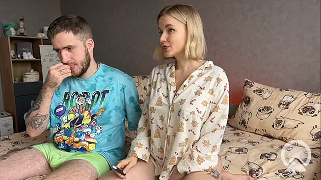 Adelovenick online show from 30, 12, 2024