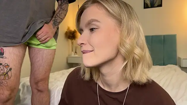 Adelovenick online show from 23, 11, 2025