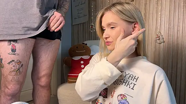 Adelovenick online show from 13, 1, 2026