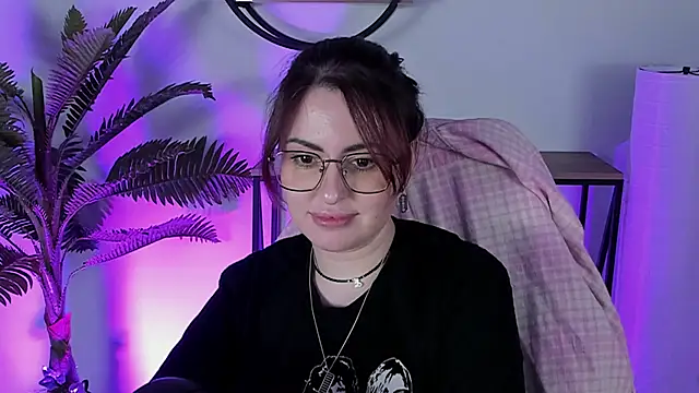 Lana  May online show from 6, 3, 2025