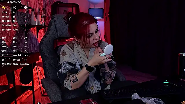 Snapshot of Lana__May chatting on 21, 12, 2025 Lana May online show from 21, 12, 2025