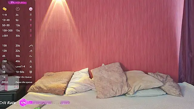 EmiGomez  online show from 15, 9, 2025