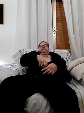 bluangelo online show from 8, 3, 2025