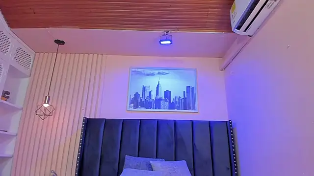 viiolett lee online show from 26, 10, 2025