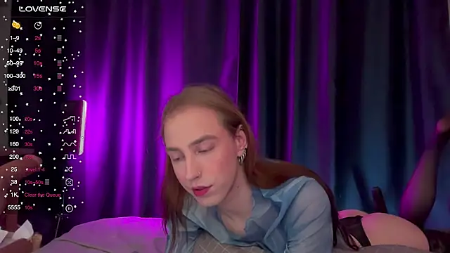 Avril Pearly  online show from 19, 12, 2025