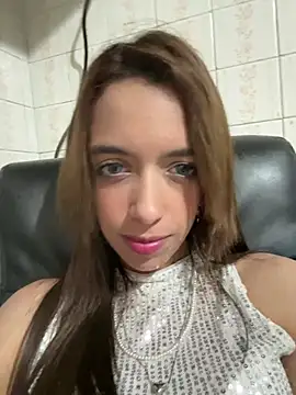 Snapshot of Melody_Ds chatting on 1, 1, 2025 Melody Ds online show from 1, 1, 2025