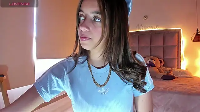 Snapshot of Melody_Ds chatting on 26, 9, 2025 Melody Ds online show from 26, 9, 2025