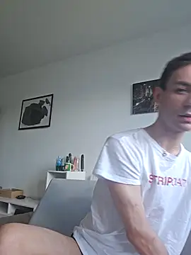 Snapshot of nickdtr chatting on 3, 10, 2025 nickdtr online show from 3, 10, 2025