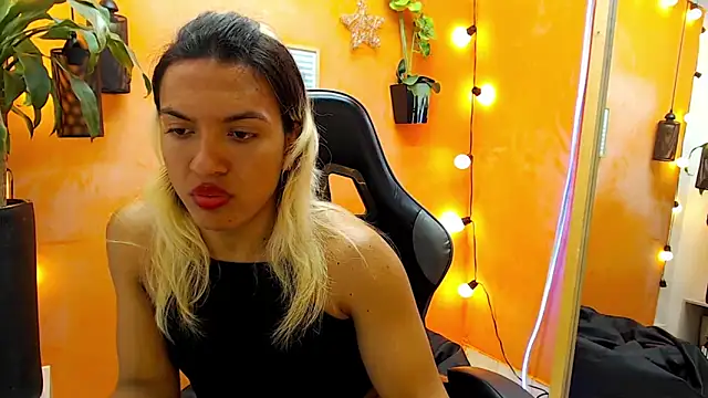 aslyhernandez 7 online show from 27, 1, 2025