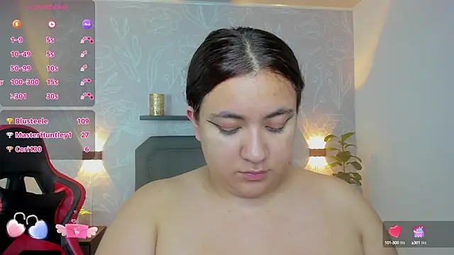 Snapshot of nadine_russo chatting on 25, 1, 2025 nadine russo online show from 25, 1, 2025