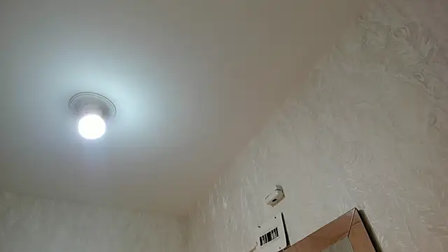 Victoriaa millers online show from 2, 10, 2025