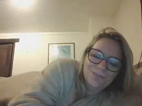 Snapshot of Silkesquirt chatting on 9, 12, 2024 Silkesquirt online show from 9, 12, 2024