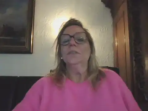 Snapshot of Silkesquirt chatting on 13, 12, 2024 Silkesquirt online show from 13, 12, 2024
