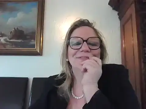 Snapshot of Silkesquirt chatting on 20, 12, 2024 Silkesquirt online show from 20, 12, 2024
