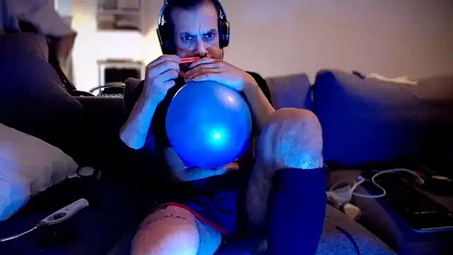 P4RtYBOII92 online show from 18, 10, 2025