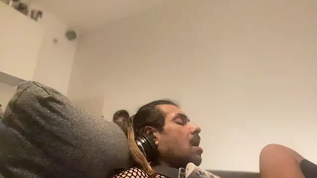 Snapshot of P4RtYBOII92 chatting on 15, 2, 2026 P4RtYBOII92 online show from 15, 2, 2026