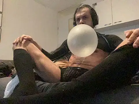 Snapshot of P4RtYBOII92 chatting on 17, 2, 2026 P4RtYBOII92 online show from 17, 2, 2026