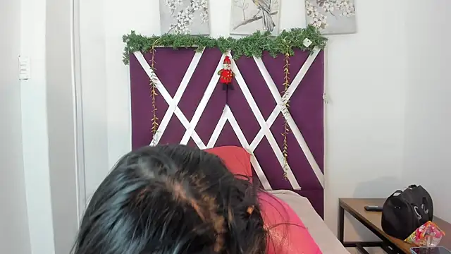  miaquevedo  online show from 17, 11, 2025