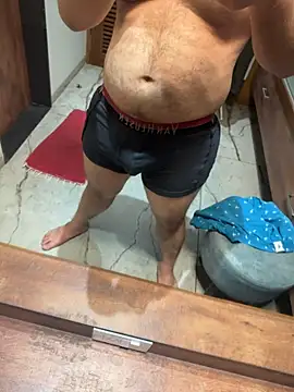 Snapshot of versatile_guy01 chatting on 8, 2, 2026 versatile guy01 online show from 8, 2, 2026