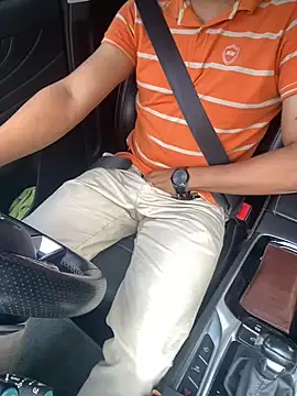 Snapshot of YoBody755 chatting on 13, 10, 2025 YoBody755 online show from 13, 10, 2025