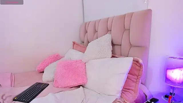 ZarianaEvanz online show from 27, 5, 2026
