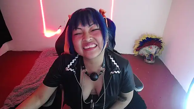 Shaddycute  online show from 6, 12, 2024