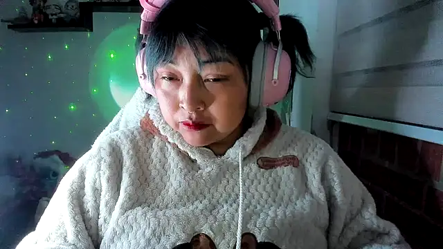 Shaddycute  online show from 11, 6, 2026