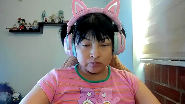Shaddycute  online show from 30, 6, 2026