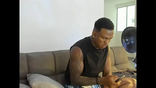 Troykhalil online show from 12, 3, 2026