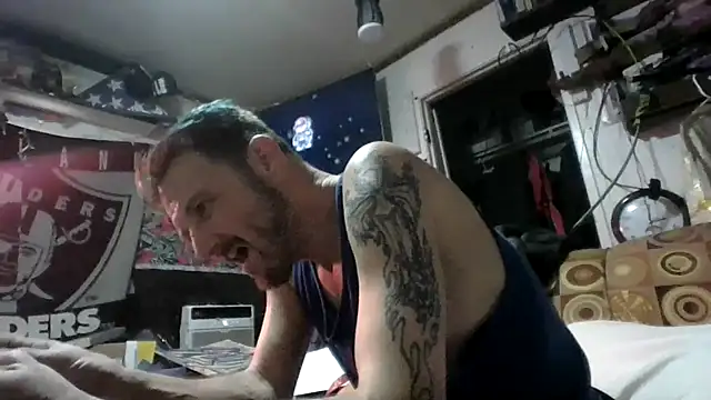 Snapshot of gettinit2wice chatting on 28, 5, 2026 gettinit2wice online show from 28, 5, 2026