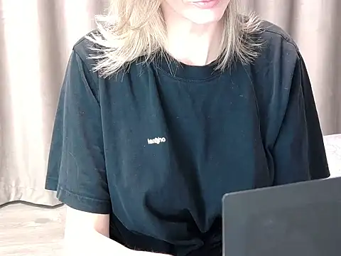 LustyDream4u online show from 4, 12, 2024