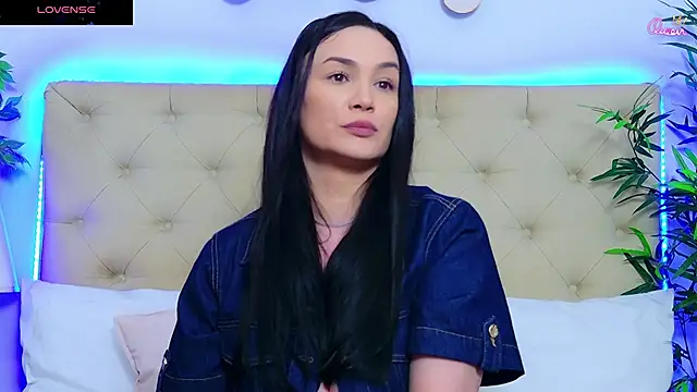 Snapshot of DaliyaArabian chatting on 1, 6, 2026 DaliyaArabian online show from 1, 6, 2026