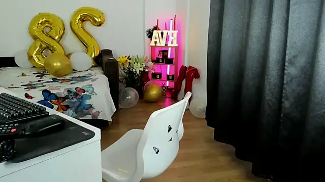 EvelynLexy online show from 29, 6, 2026