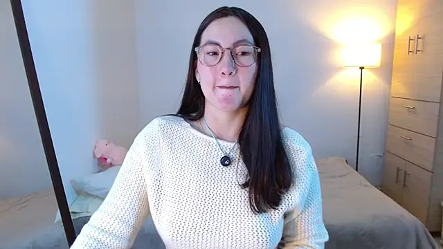 Snapshot of Elle_Lee_ chatting on 29, 3, 2026 Elle Lee online show from 29, 3, 2026